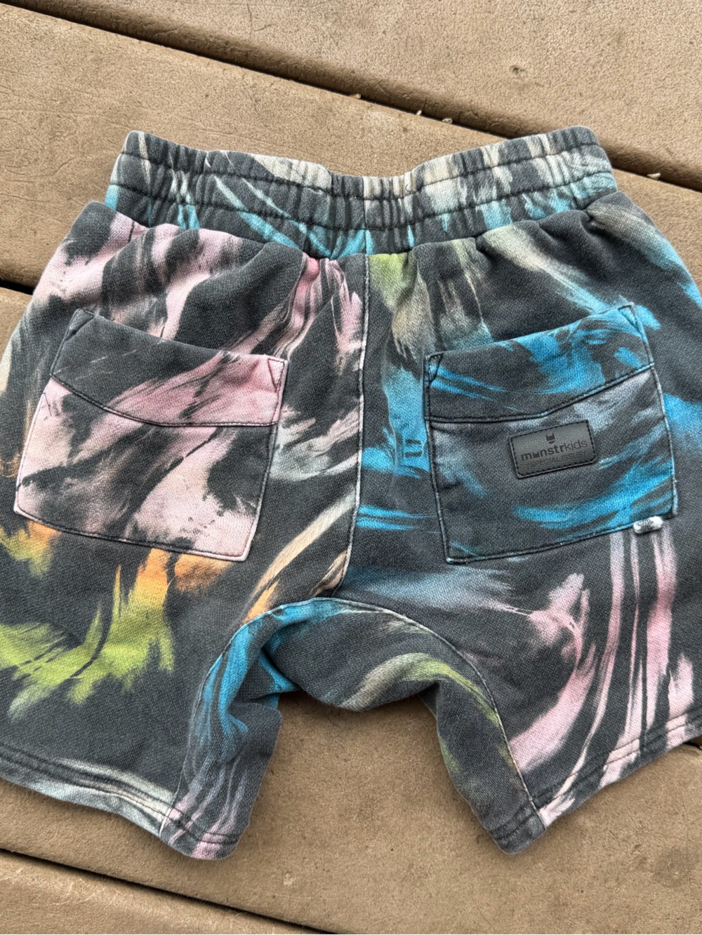 Munstr Kids Tie-Dye Paint swirl slicker  Sweat shorts size 7 - Picture 5 of 7